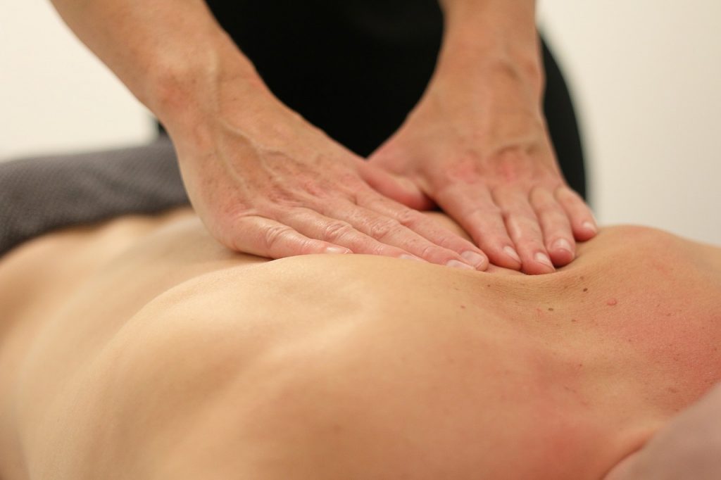 Quelles sont les différentes formes de massages naturopathiques et leurs bienfaits pour l’organisme ?